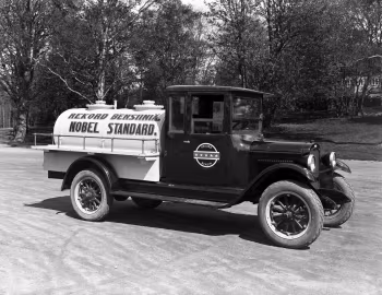 1927 Chevrolet Capitol Tanker (LM)