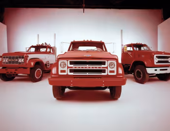 GMC MH9500, Chevrolet Series C40/C50/C60, Chevrolet J-Series