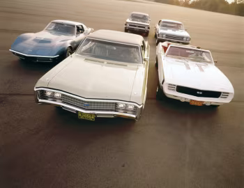 Chevrolet Corvette Stingray Sport Coupe, Chevrolet Nova Coupe SS 350 Pkg., Chevrolet Caprice Formal Top Custom Coupe, Chevrolet Camaro RS/SS 350 Convertible, Chevrolet Chevelle Sport Coupe
