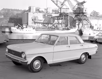 1965 Chevrolet Chevy II Nova 4-door Sedan (11569)