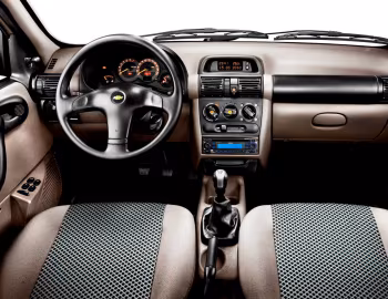 Panel frontal Chevrolet Classic '2010–16