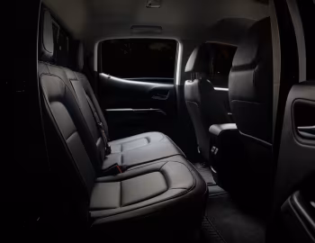 Interior Chevrolet Colorado Z71-X "Midnight" Crew Cab [South Korea] '2021–22