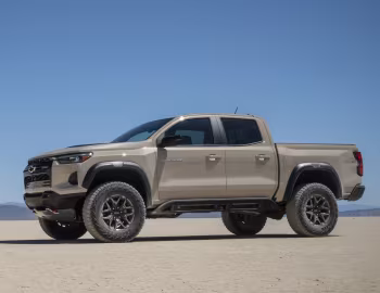 2023–pr. Chevrolet Colorado ZR2 Crew Cab '2022–pr.