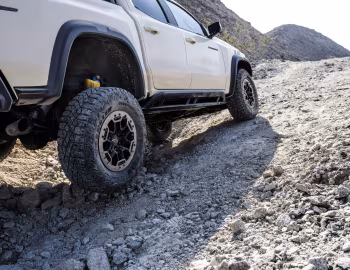 2023–pr. Chevrolet Colorado ZR2 Desert Boss Crew Cab '2022–pr.