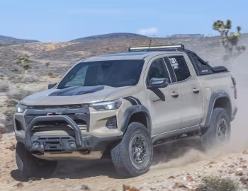 2023–pr. Chevrolet Colorado ZR2 Desert Boss Crew Cab '2022–pr.