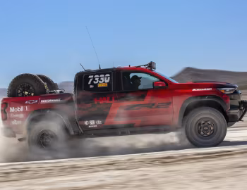 Chevrolet Colorado ZR2 Race Truck '2022–pr.