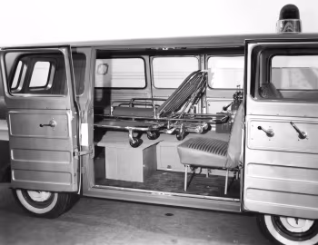 Interior 1961–64 Chevrolet Corvair Greenbrier Amblewagon (R1206)