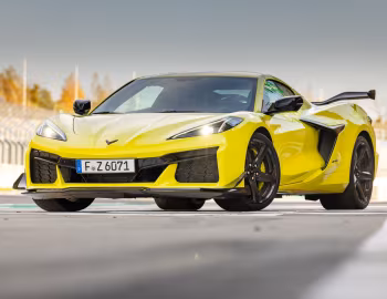 Chevrolet Corvette Z06 Z07 Performance Package [EU-spec] (C8) '2022–26