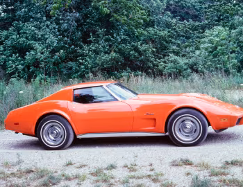 1975 Chevrolet Corvette Stingray (1YZ37)
