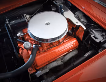 Bajo el capó 1961 Chevrolet Corvette (0800-67)