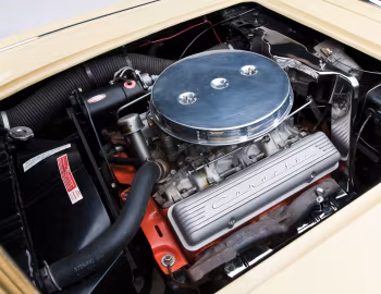 Bajo el capó 1958 Chevrolet Corvette (J800-867)
