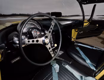 Panel frontal 1958 Chevrolet Corvette 283/290 HP Fuel Injection ''Panama Yellow'' (J800-867)