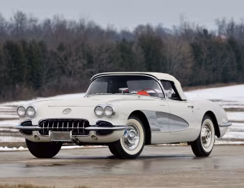 1958 Chevrolet Corvette 283/290 HP Fuel Injection ''Showcrest White'' (J800-867)
