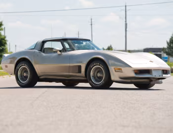 1982 Chevrolet Corvette Collector Edition (1YY07)