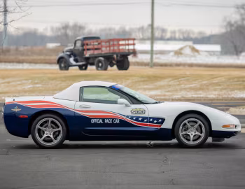2004 Chevrolet Corvette Convertible Indy 500 Pace Car (C5)