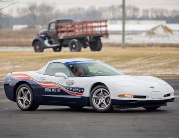 2004 Chevrolet Corvette Convertible Indy 500 Pace Car (C5)