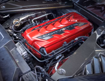 Bajo el capó Chevrolet Corvette E-Ray [EU-spec] (C8) '2026