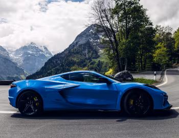 Chevrolet Corvette E-Ray [EU-spec] (C8) '2025–26