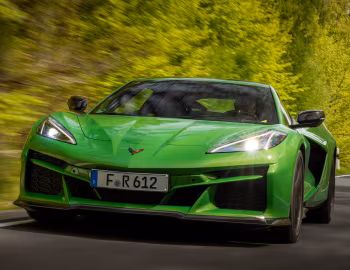 Chevrolet Corvette E-Ray [EU-spec] (C8) '2026