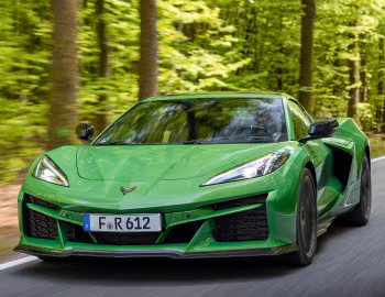 Chevrolet Corvette E-Ray [EU-spec] (C8) '2026