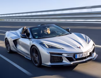 Chevrolet Corvette E-Ray Convertible [EU-spec] (C8) '2026