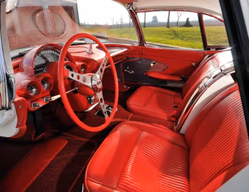 Interior 1961 Chevrolet Corvette Fuel Injection 283/315 HP (0800-67)