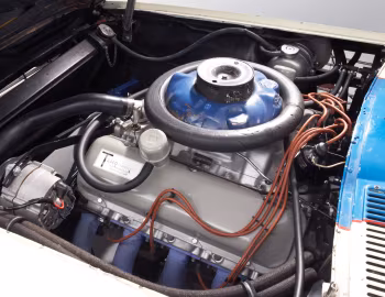 Bajo el capó Chevrolet Corvette Grand Sport Roadster '1963