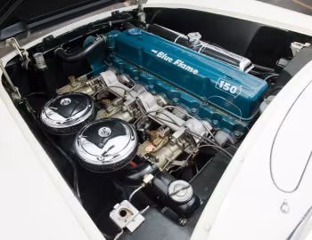 Bajo el capó 1954 Chevrolet Corvette ''Polo White'' (2934)