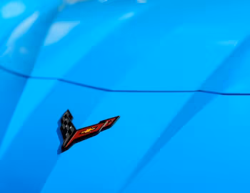 Logotipo Chevrolet Corvette Stingray Convertible [UK-spec] (C8) '2025–pr.