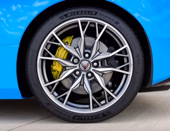 Chevrolet Corvette Stingray Convertible [UK-spec] (C8) '2025–pr.