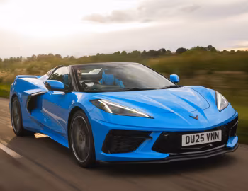 Chevrolet Corvette Stingray Convertible [UK-spec] (C8) '2025–pr.