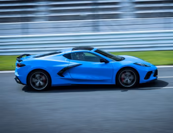 Chevrolet Corvette Stingray [Japan] (C8) '2021–pr.