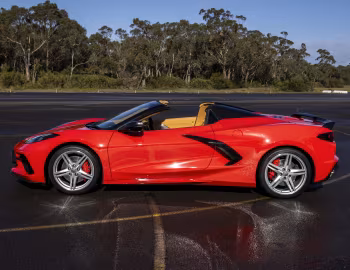 Chevrolet Corvette Stingray Convertible [Australia] (C8) '2022–pr.