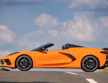 Chevrolet Corvette Stingray Convertible Z51 [EU-spec] (C8) '2021–26