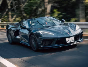 Chevrolet Corvette Stingray Convertible [Japan] (C8) '2021–pr.
