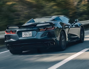 Chevrolet Corvette Stingray Convertible [Japan] (C8) '2021–pr.