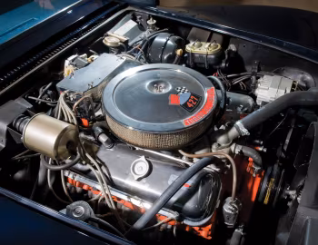 Bajo el capó 1969 Chevrolet Corvette Stingray L36 427/390 HP Sport Coupe (19437)