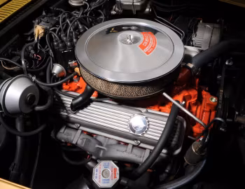 Bajo el capó 1969 Chevrolet Corvette Stingray L46 350/350 HP Convertible (19467)