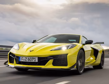 Chevrolet Corvette Z06 Z07 Performance Package [EU-spec] (C8) '2022–26