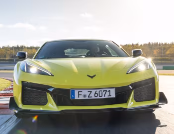 Chevrolet Corvette Z06 Z07 Performance Package [EU-spec] (C8) '2022–26