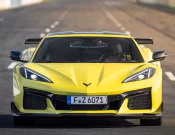 Chevrolet Corvette Z06 Z07 Performance Package [EU-spec] (C8) '2022–26