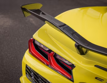Chevrolet Corvette Z06 Z07 Performance Package [EU-spec] (C8) '2022–26