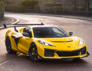2025–pr. Chevrolet Corvette ZR1 Coupe ZTK Package [North America] (C8) '2025–pr.