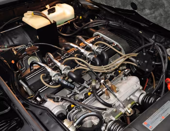 Bajo el capó 1975 Chevrolet Cosworth Vega (1V 77) '1975