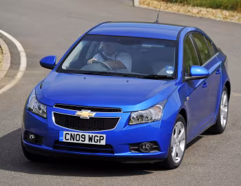 Chevrolet Cruze [UK-spec] (J300) '2009–12