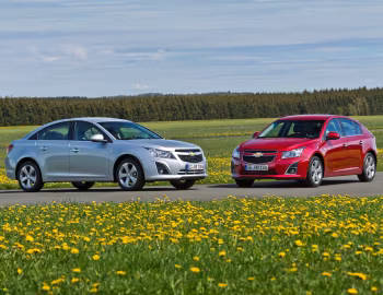 Chevrolet Cruze (J300) '2012–16
