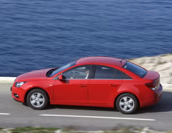 Chevrolet Cruze (J300) '2009–12