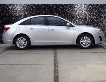 Chevrolet Cruze [South Africa] (J300) '2012–15