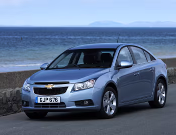 Chevrolet Cruze [UK-spec] (J300) '2009–12