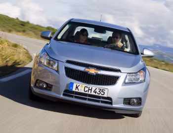 Chevrolet Cruze (J300) '2009–12